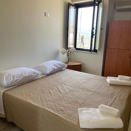 Casa Vacanza Antico Baglio กัสเตลบูโอโน ภายนอก รูปภาพ